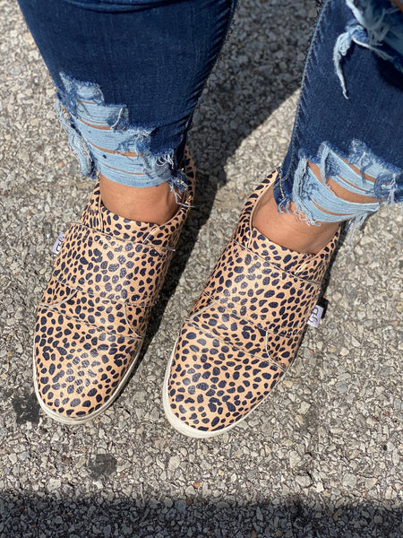 Mommy Cheetah Lowtops